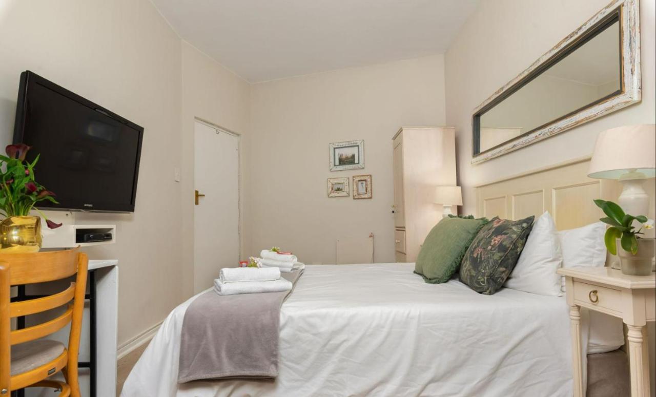 バレー ハイツ ゲスト ハウス アンド B&B ケープタウン エクステリア 写真